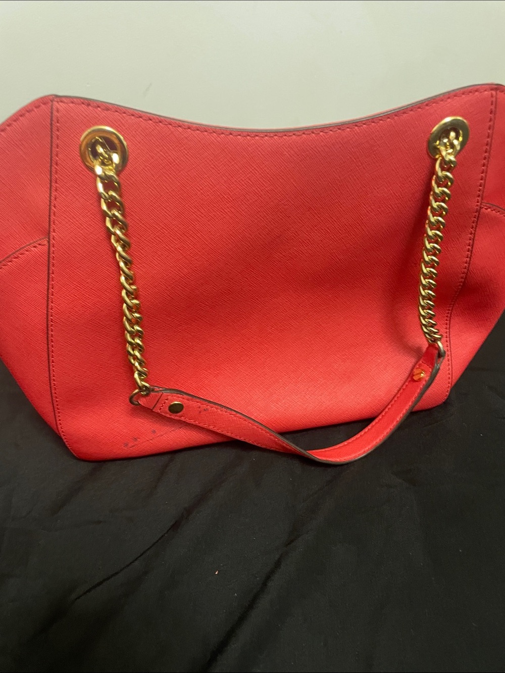 Michael Kors Coral-Red Saffiano Chain-Handle Tote with Wallet - Picture 3 of 8